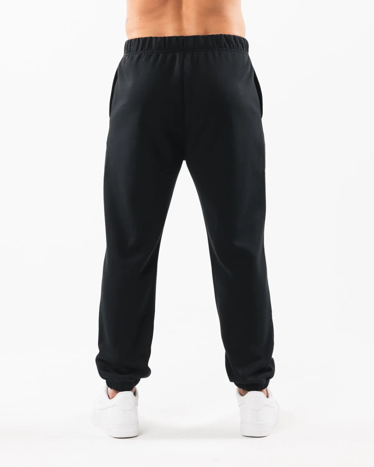 Academy Relaxed Jogger - Black