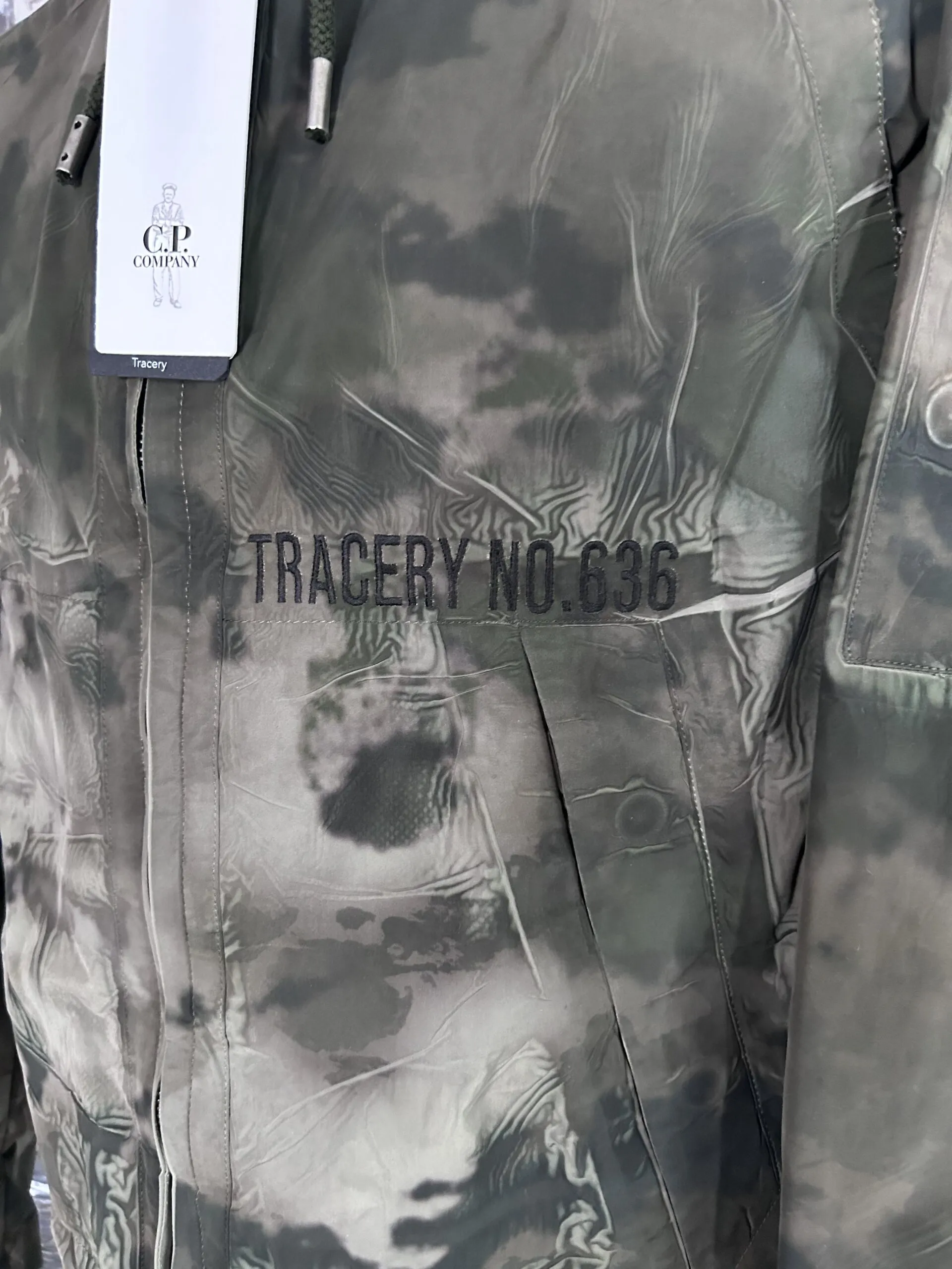 C.P. COMPANY TRACERY CAMO LENS JACKET