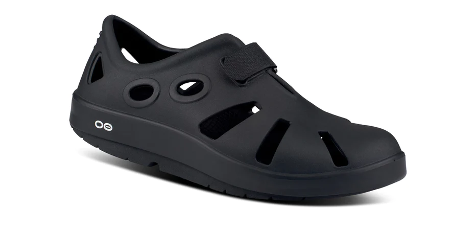 Oofos Unisex Oocandoo Fisherman Sandals- Black