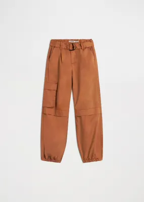 Pantaloni jogger