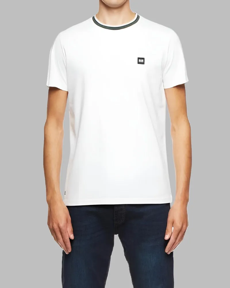 Weekend Offender T Shirt ROCKHAMPTON White